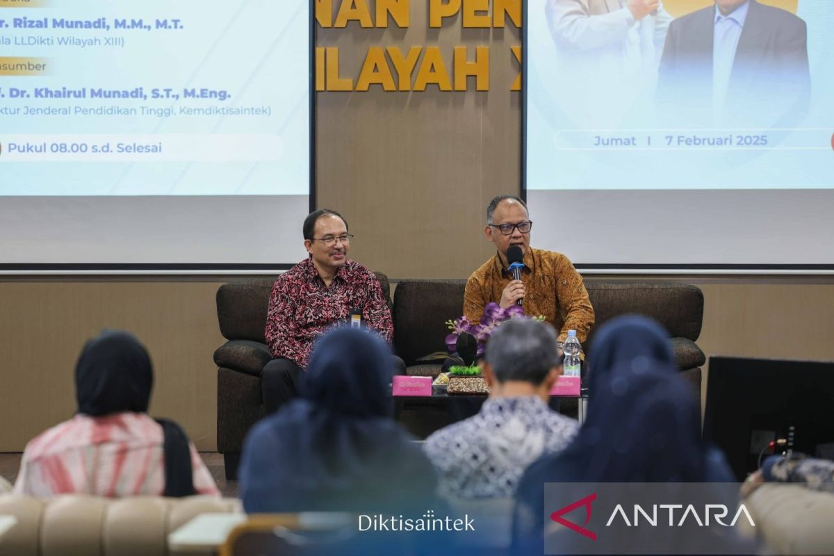 Kemdiktisaintek pacu peran PTS tuntaskan masalah pendidikan tinggi