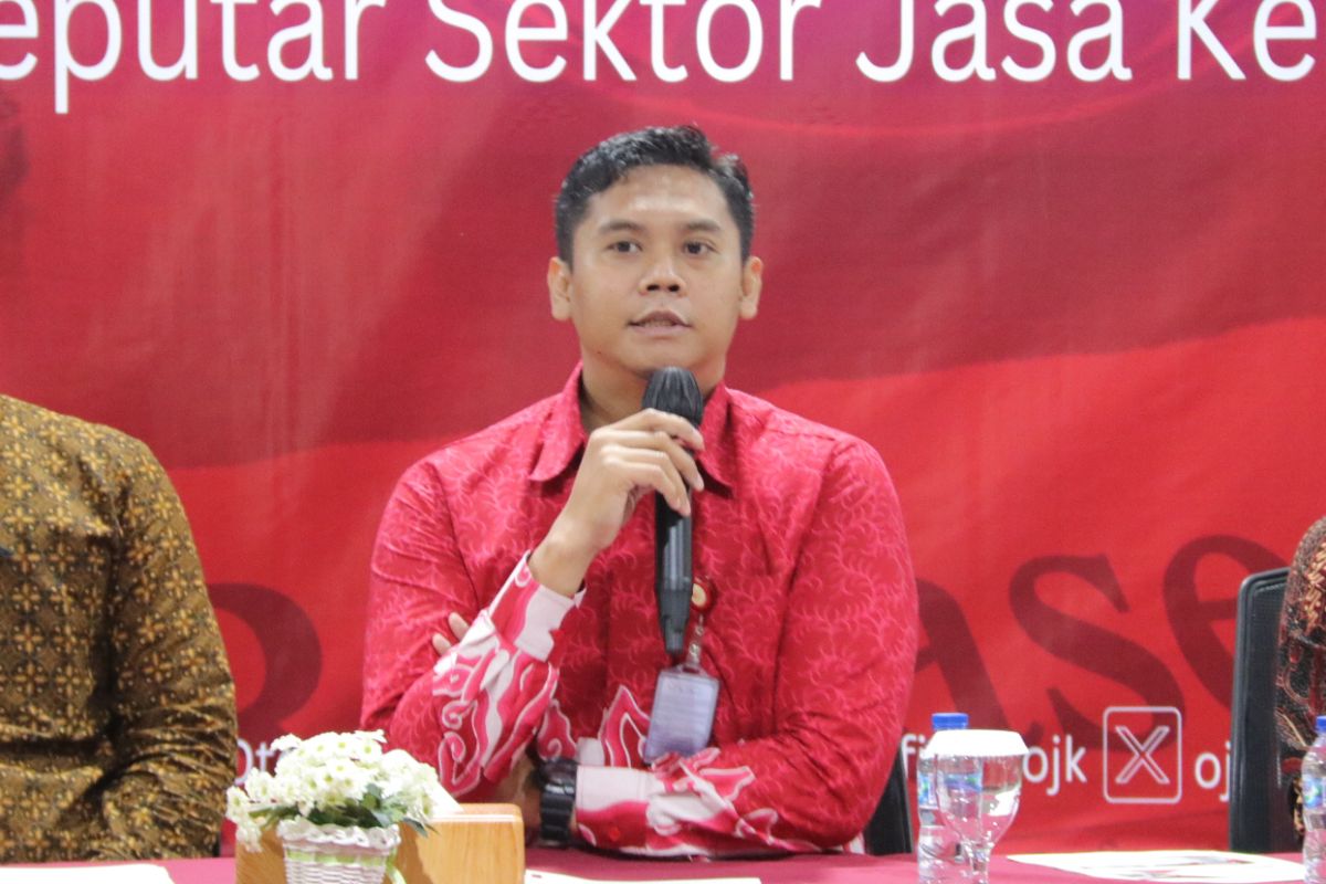 OJK Cirebon imbau warga lebih waspada terhadap investasi ilegal