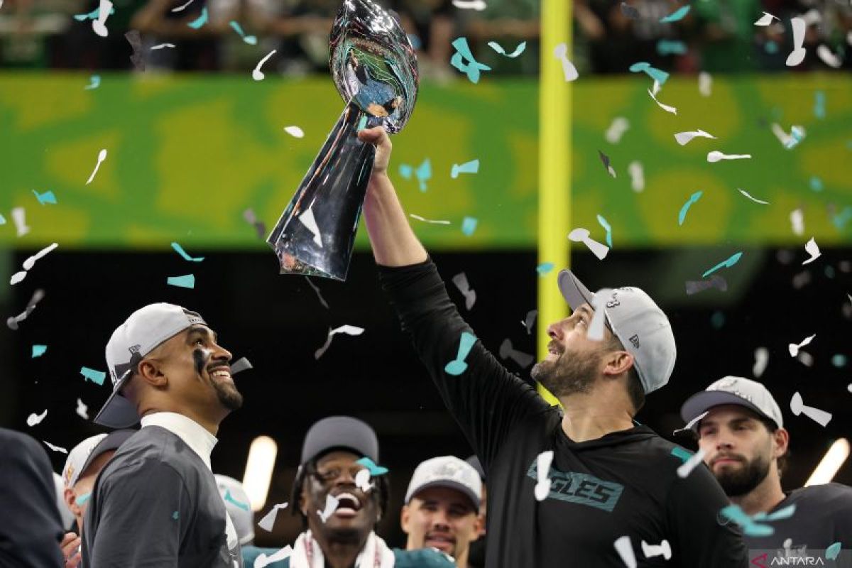 Eagles hancurkan Chiefs 40-22 untuk menangi Super Bowl LIX