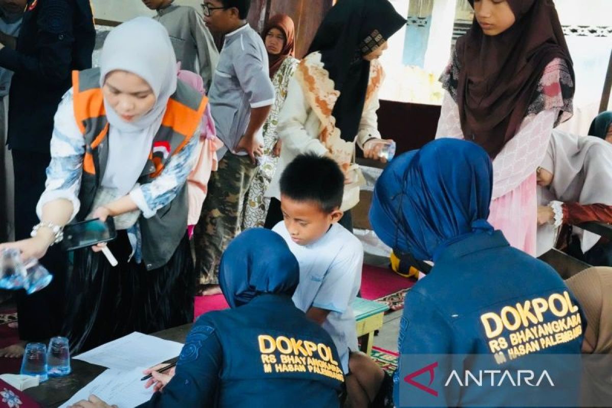 21 dokter spesialis bedah gelar bakti kesehatan di Palembang