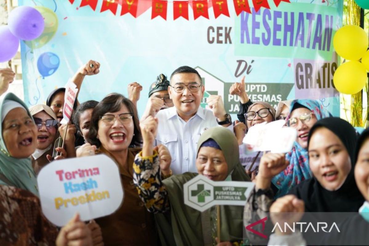 Wamen ATR/BPN tinjau Cek Kesehatan Gratis di Kabupaten Bekasi