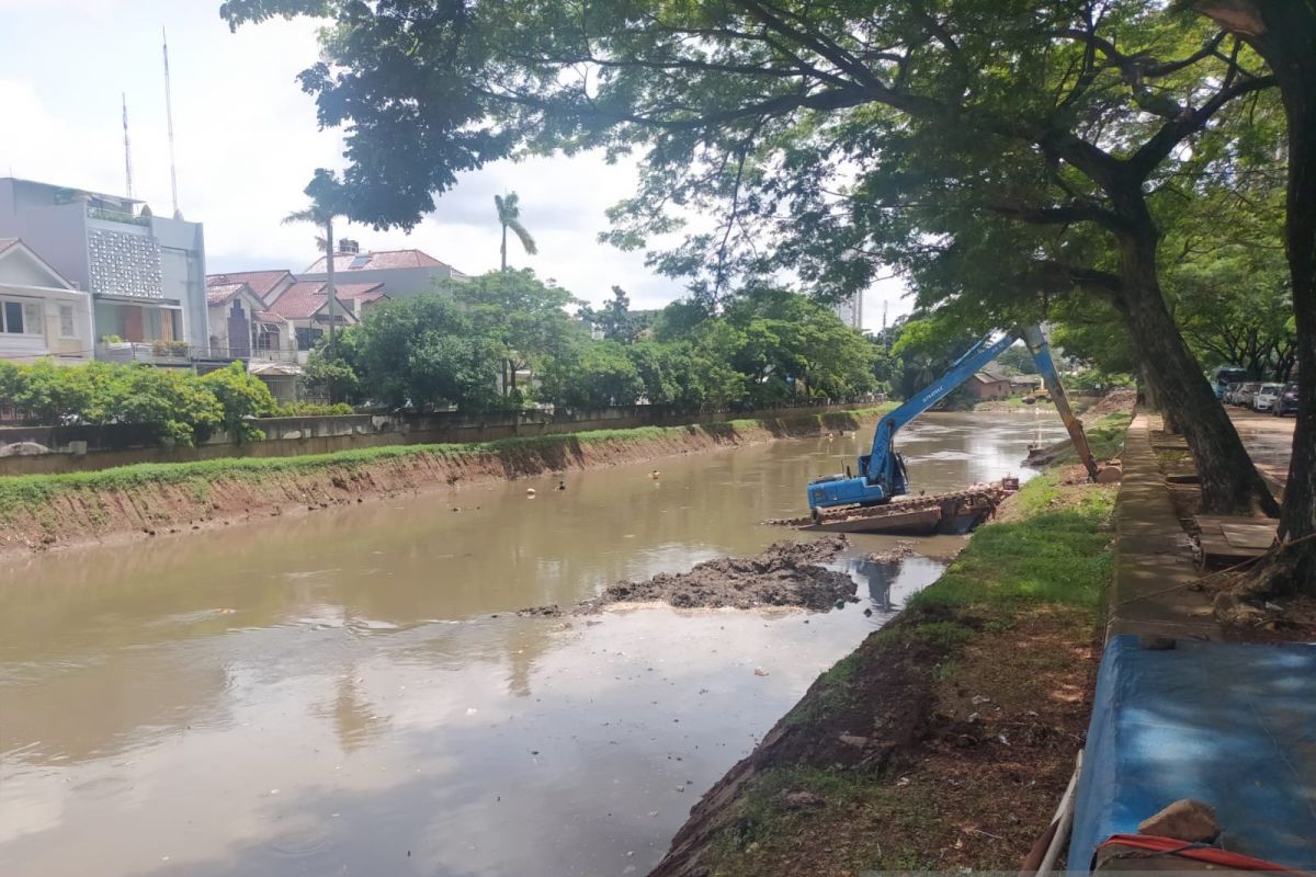 Wali Kota: Pintu air saluran lingkungan bantu atasi luapan Semongol