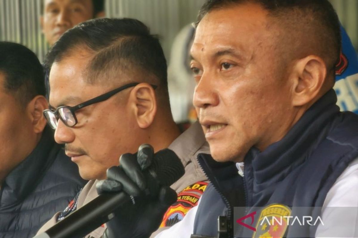 Polda tangkap tiga anggota komplotan pencuri mobil  di Semarang