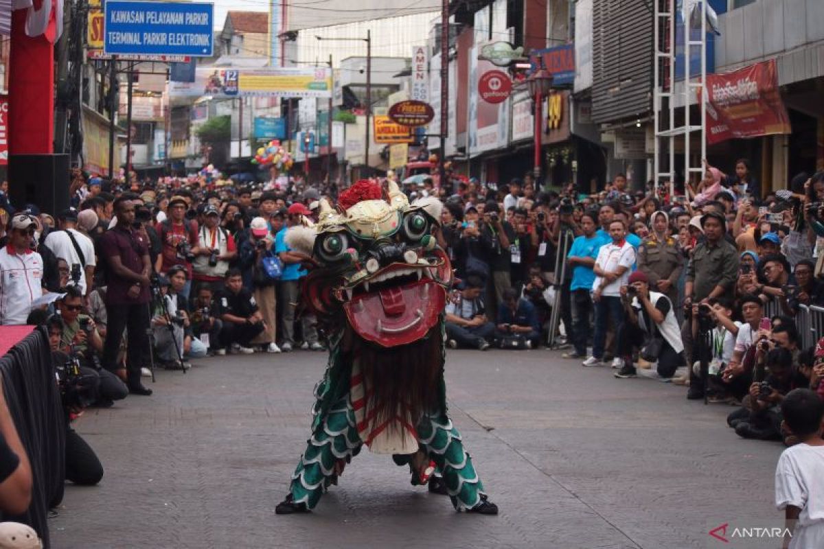 Warga antusias saksikan Bogor Street Festival Cap Go Meh 2025