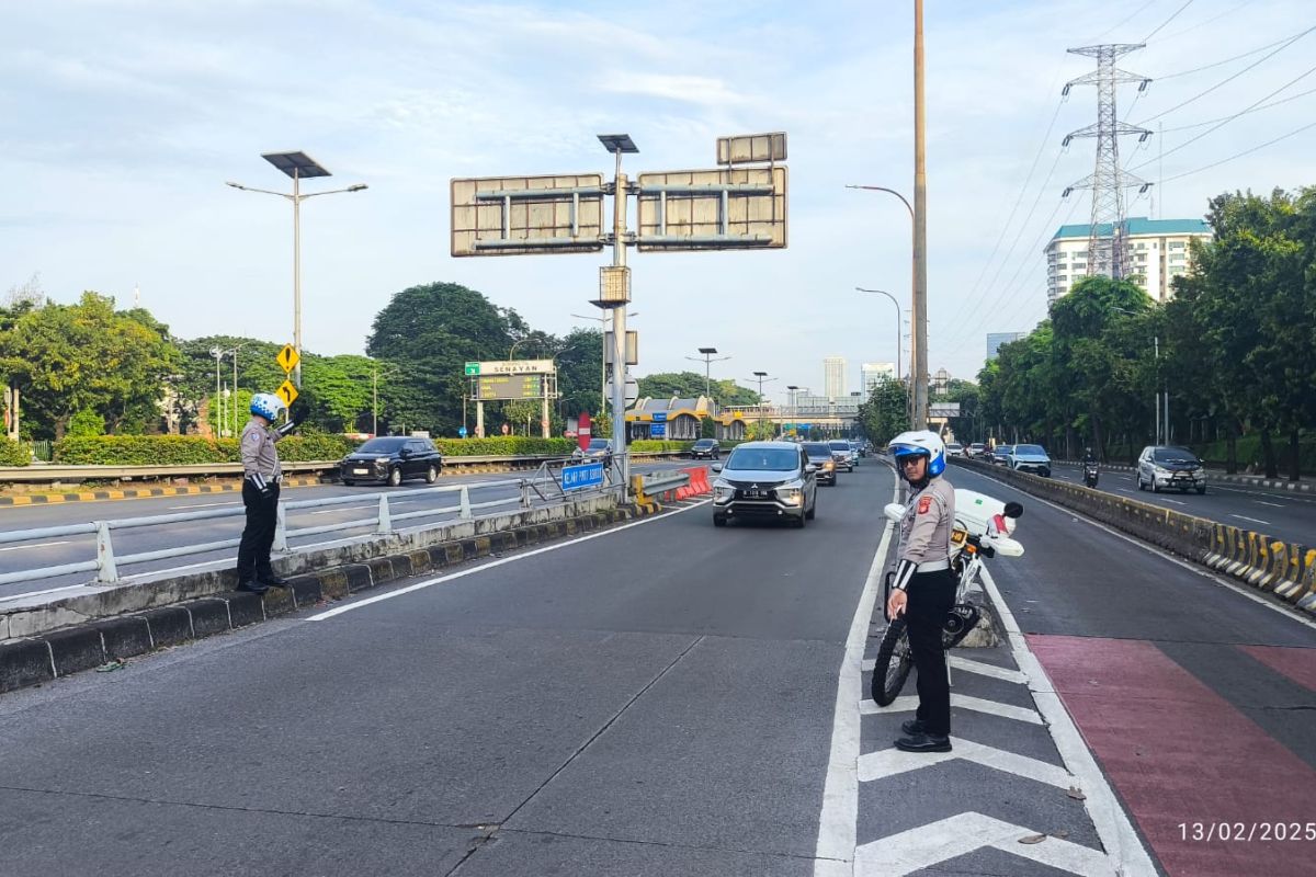 Polda Metro Jaya kerahkan 90 personel pengurai kemacetan di Jakarta