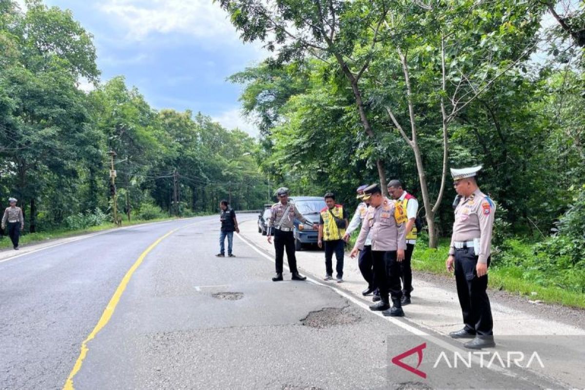 Jelang mudik Lebaran, Polres Situbondo survei jalan rusak di pantura