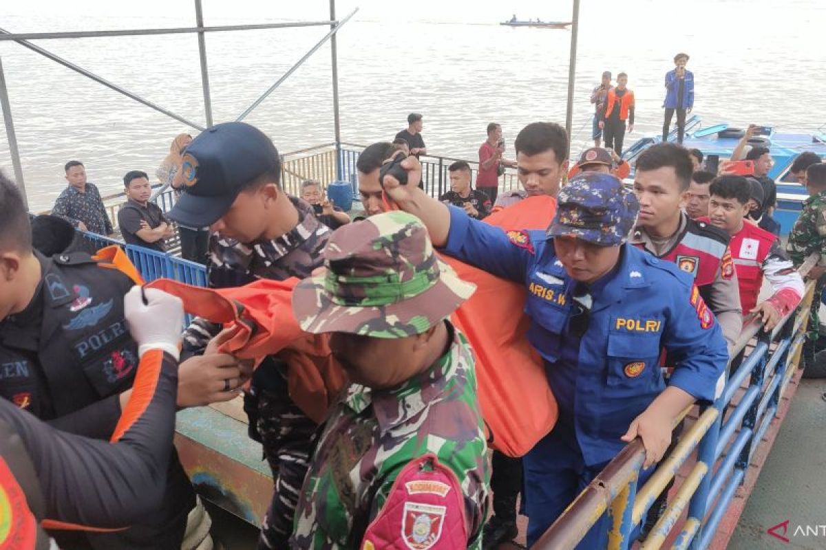 Tim SAR temukan dua jasad korban kecelakaan speedboat di Bulungan