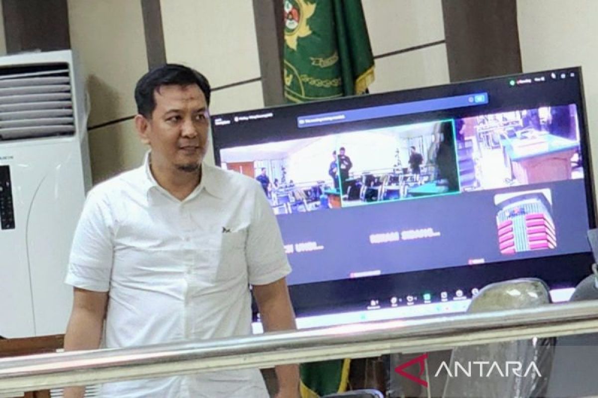 Mantan PPK Balai Teknik Perkeretaapian  dituntut 4 tahun penjara