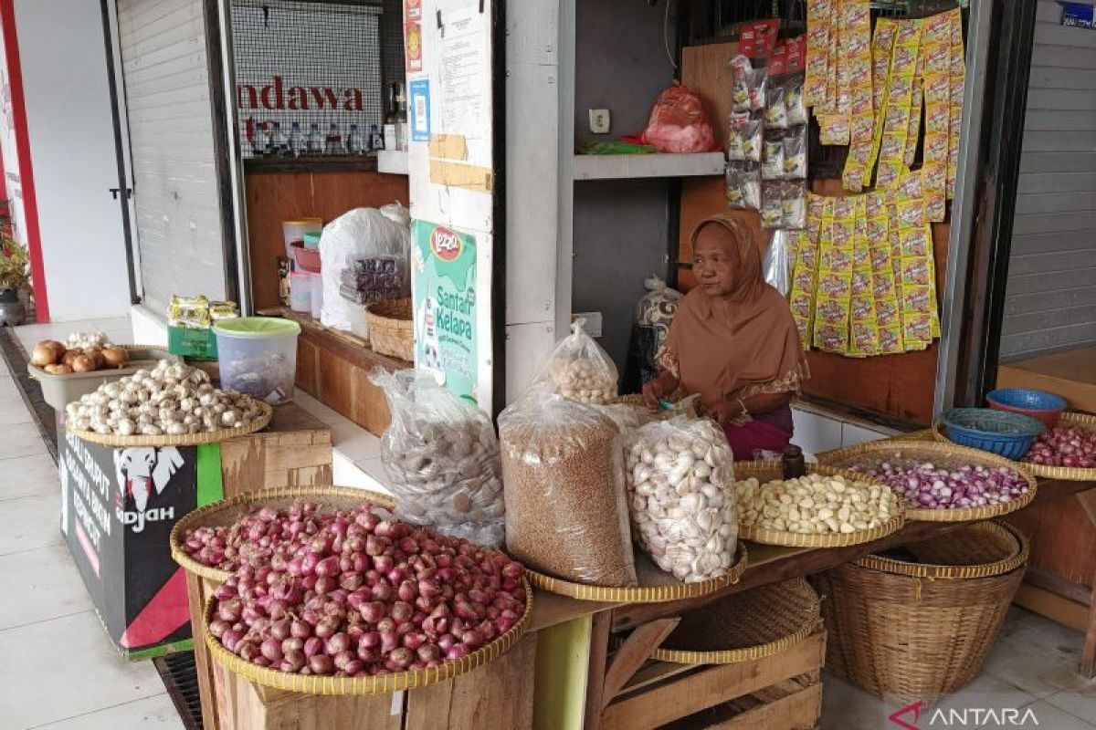 Disdag Semarang  pastikan harga bahan pokok stabil menjelang Ramadhan