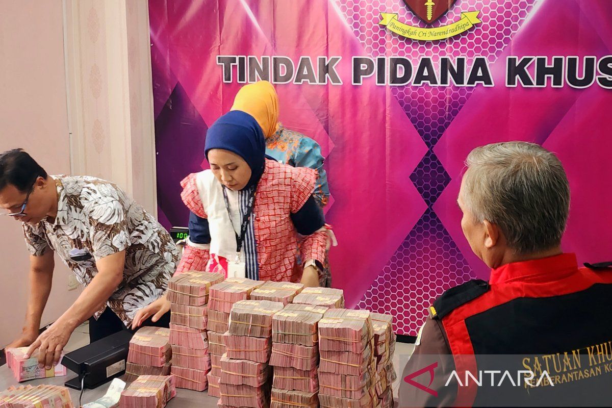 Kejati terima titipan  uang pengganti Rp4,5 miliar kasus Plaza Klaten