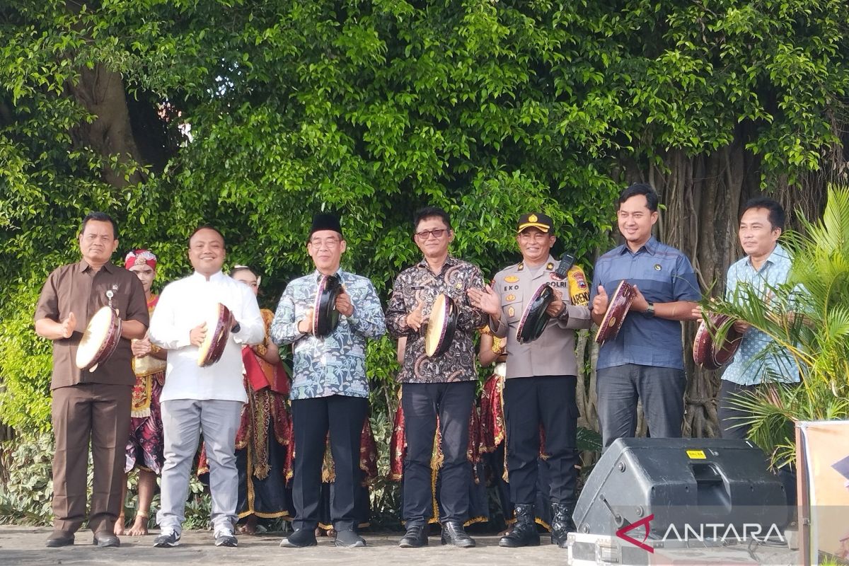 Bupati Kudus ajak  masyarakat ramaikan tradisi Dandangan dukung UMKM