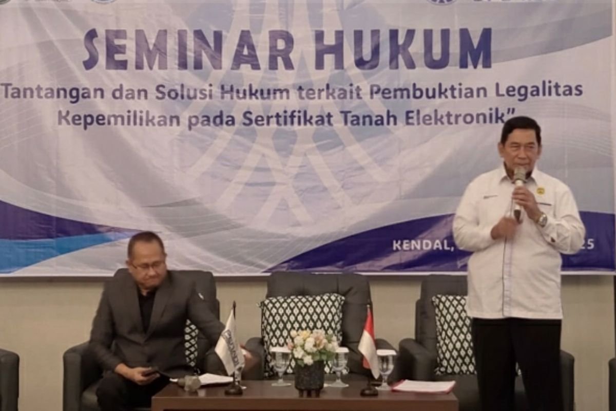 Kaprodi MH USM jadi pembicara kunci seminar hukum Peradi Kendal