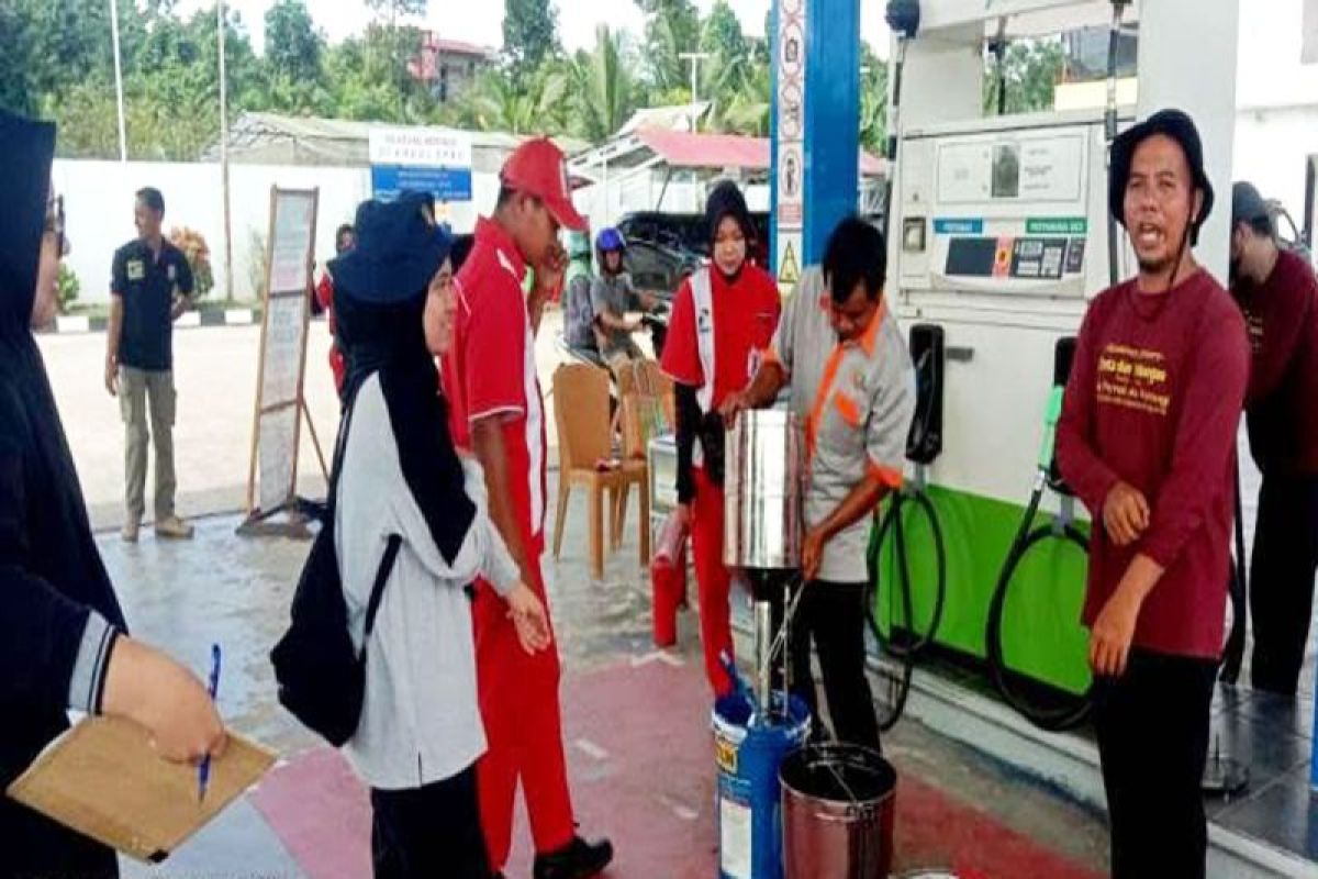 UPT Metrologi Legal Barut tera ulang di SPBU dan pasar
