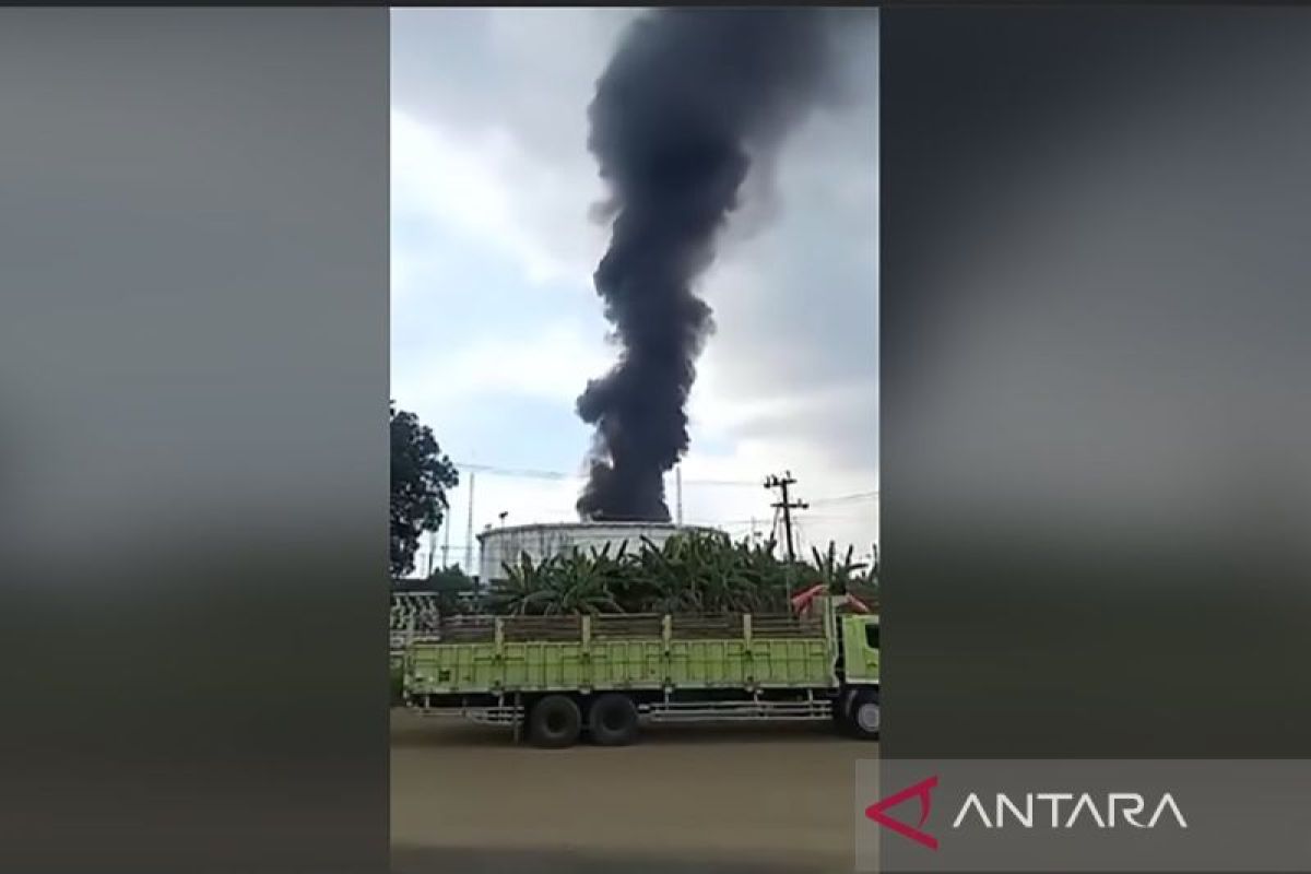 Pertamina bantah kebakaran tangki di Kilang Cilacap