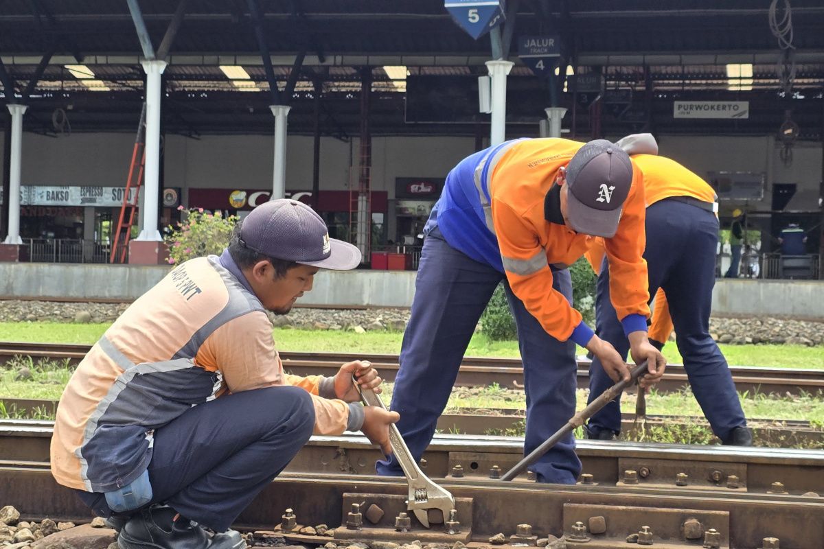 KAI  pastikan keandalan prasarana di Daop 5 Purwokerto jelang Lebaran