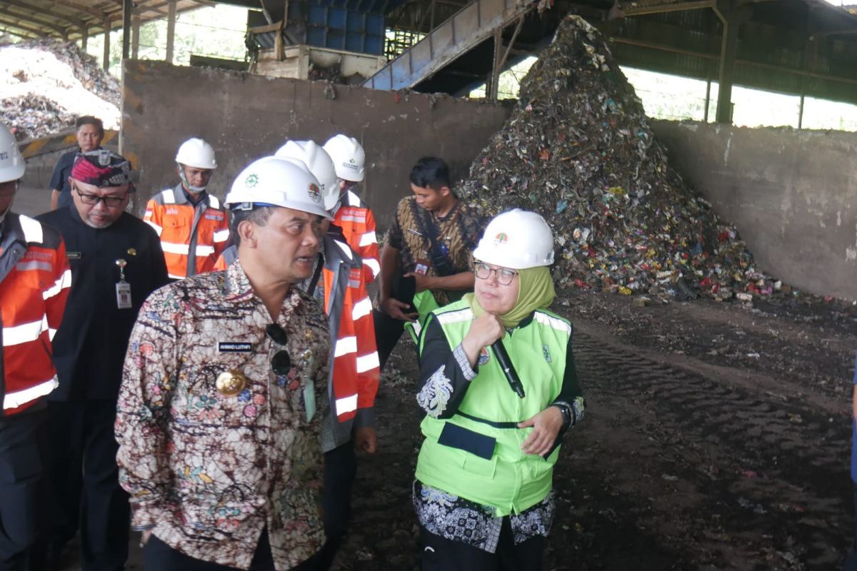 Gubernur Jateng: Replikasi TPST Jeruklegi  mulai diakselerasi pada 2026