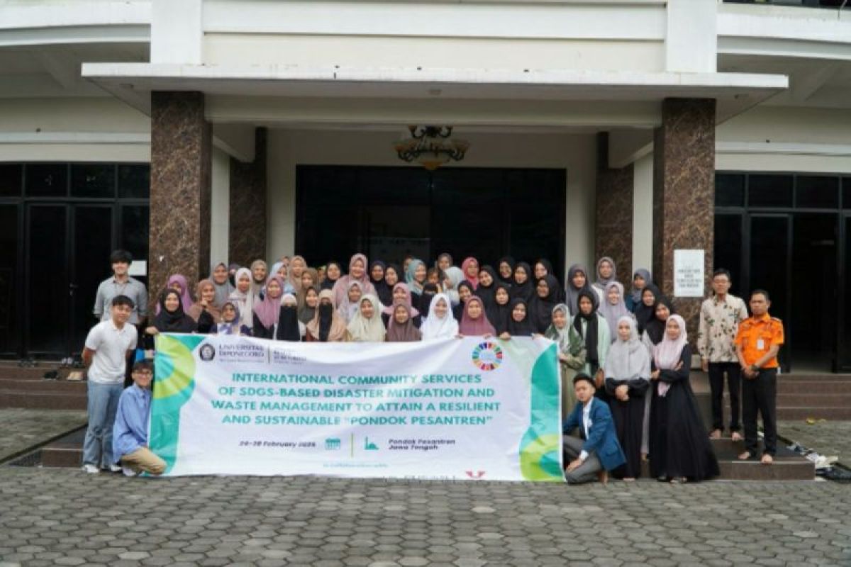 Prodi Bahasa Asing Terapan SV Undip gelar "International Community Service"