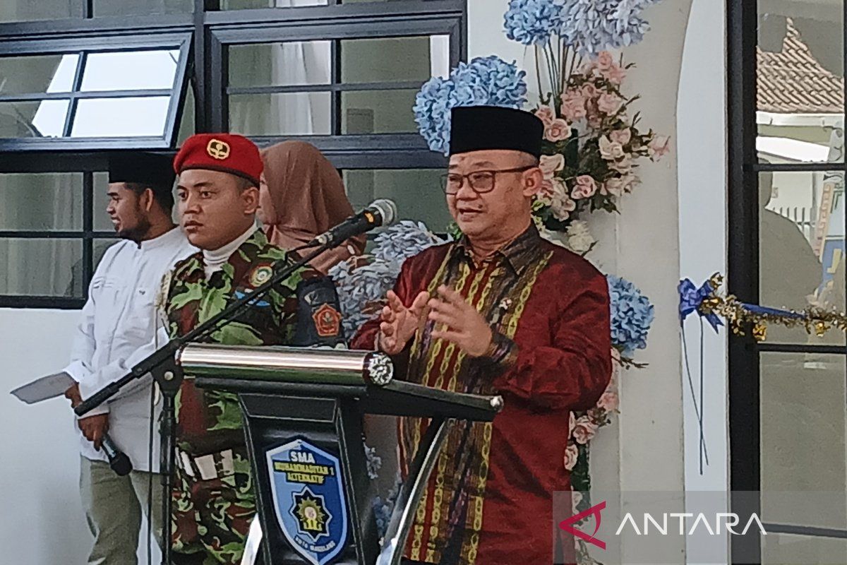 Mendikdasmen  resmikan gedung klinik pratama di Kota Magelang