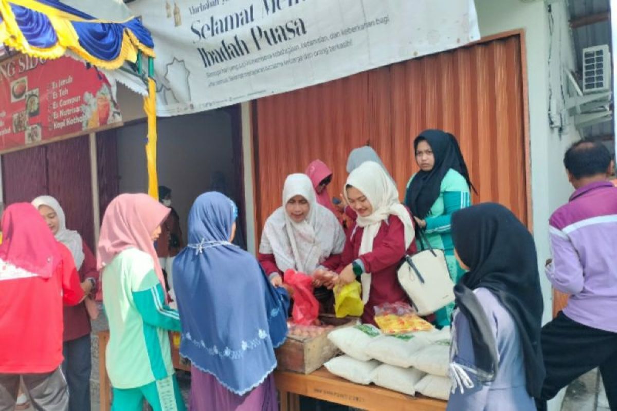 "Fashion show" dan bazar meriahkan Semarak Ramadan YPI PSM Randublatung