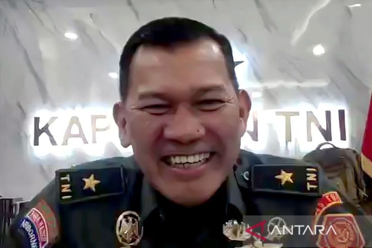 Kapuspen meyakinkan publik bahwa TNI tidak akan ambil jabatan sipil