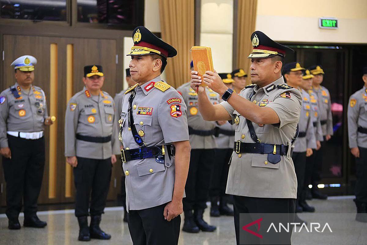 Polri rotasi 49 pati dan pamen April 2025, ini daftar lengkap namanya