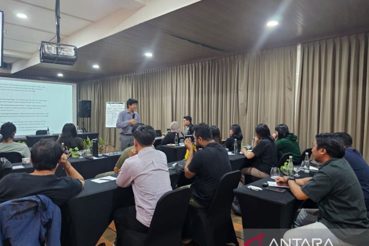 Media di Bali diajak jembatani isu transisi energi ke masyarakat