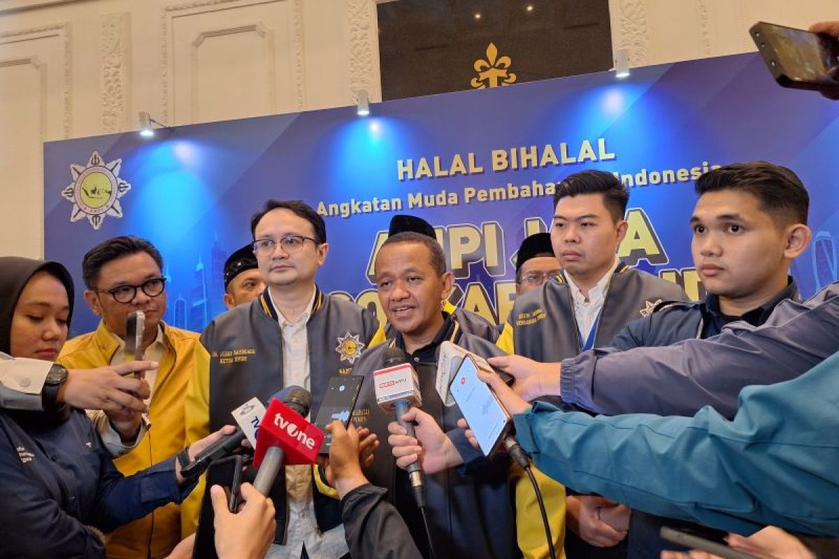 Bahlil instruksikan Golkar dan AMPI fokus gaet pemilih muda