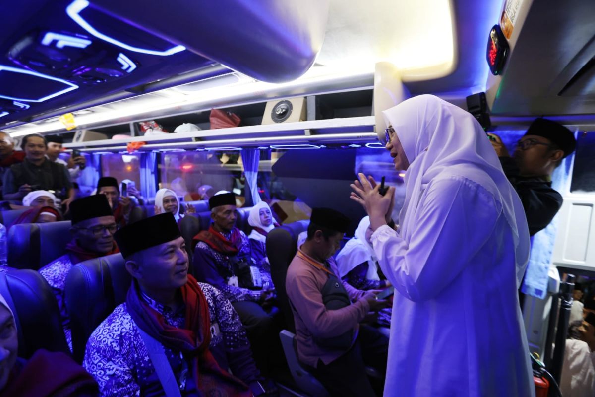 752 calon haji Banyuwangi diberangkatkan ke Asrama Haji Surabaya