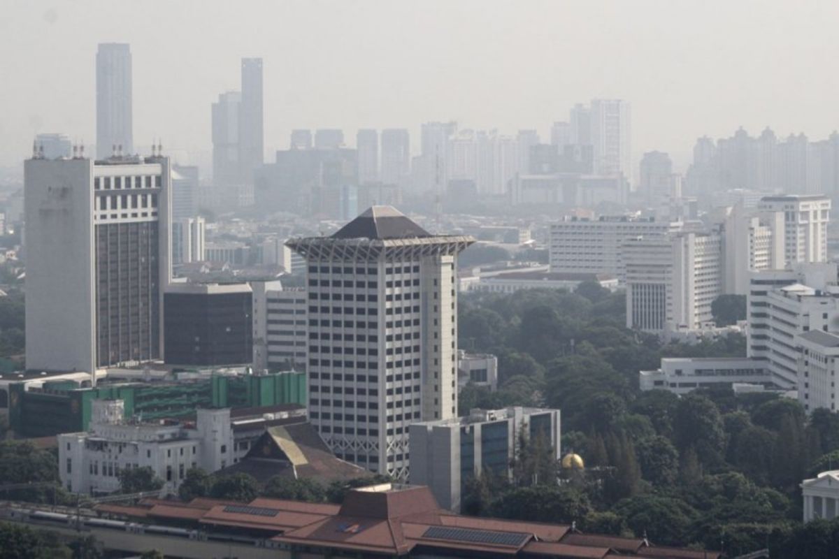 Sabtu pagi, kualitas udara Jakarta tak sehat bagi kelompok sensitif