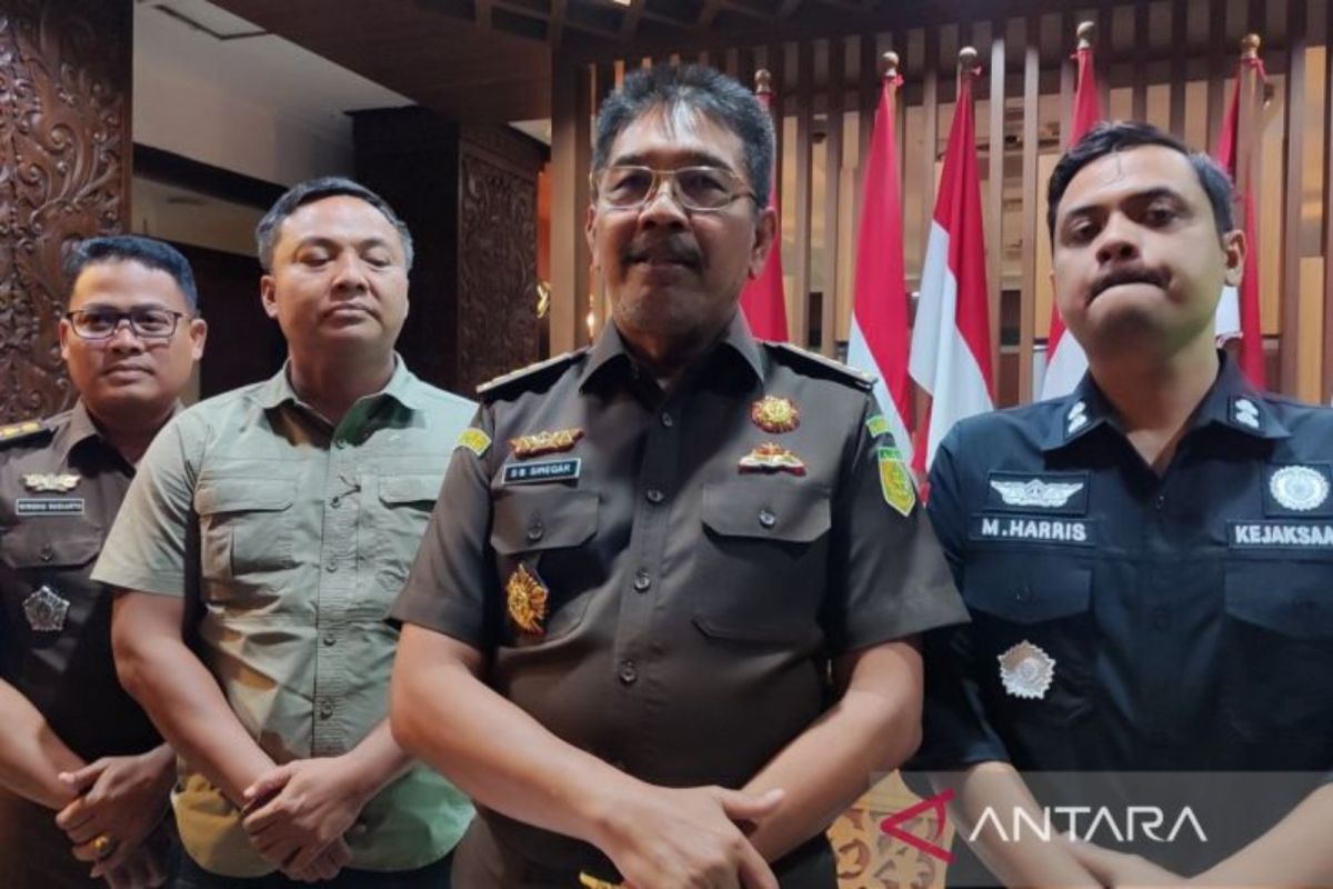 Kejati Jatim periksa 30 orang terduga korupsi dana hibah SMK swasta