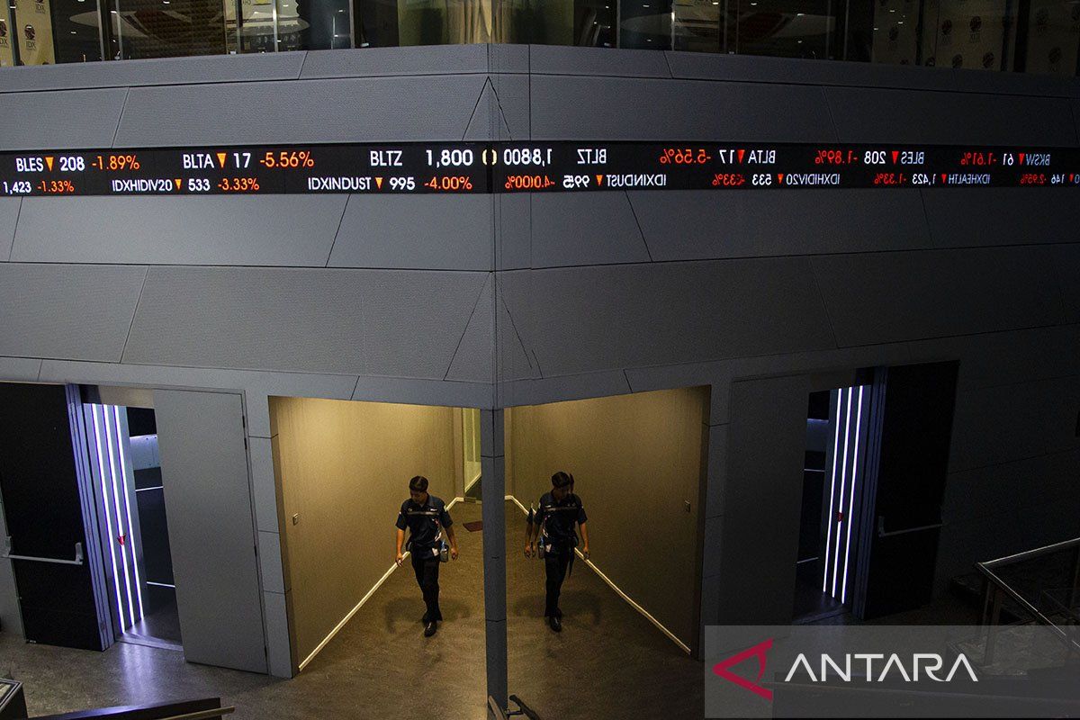 IHSG jelang akhir pekan melemah ikuti bursa kawasan Asia