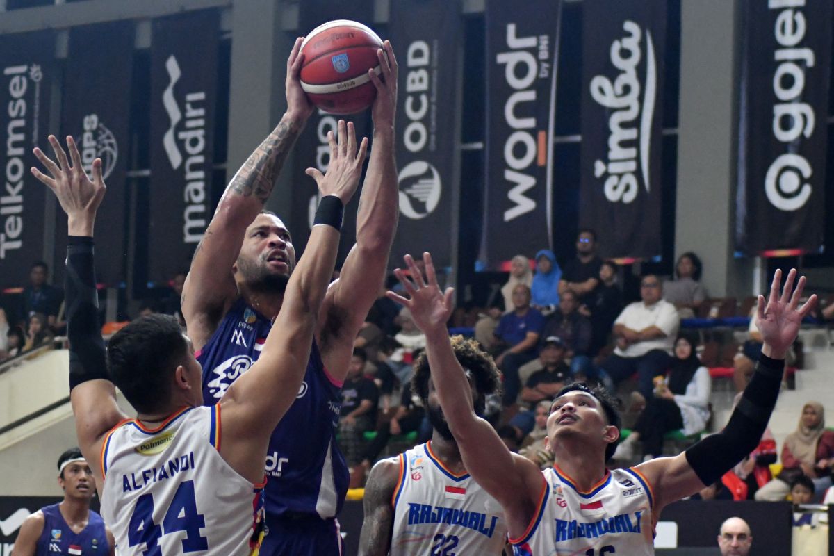 Rans Simba menang telak 115-71 atas Rajawali Medan