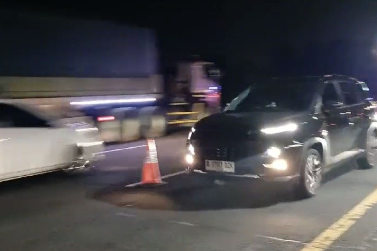 Contraflow diberlakukan di Tol Jakarta-Cikampek arah Jakarta