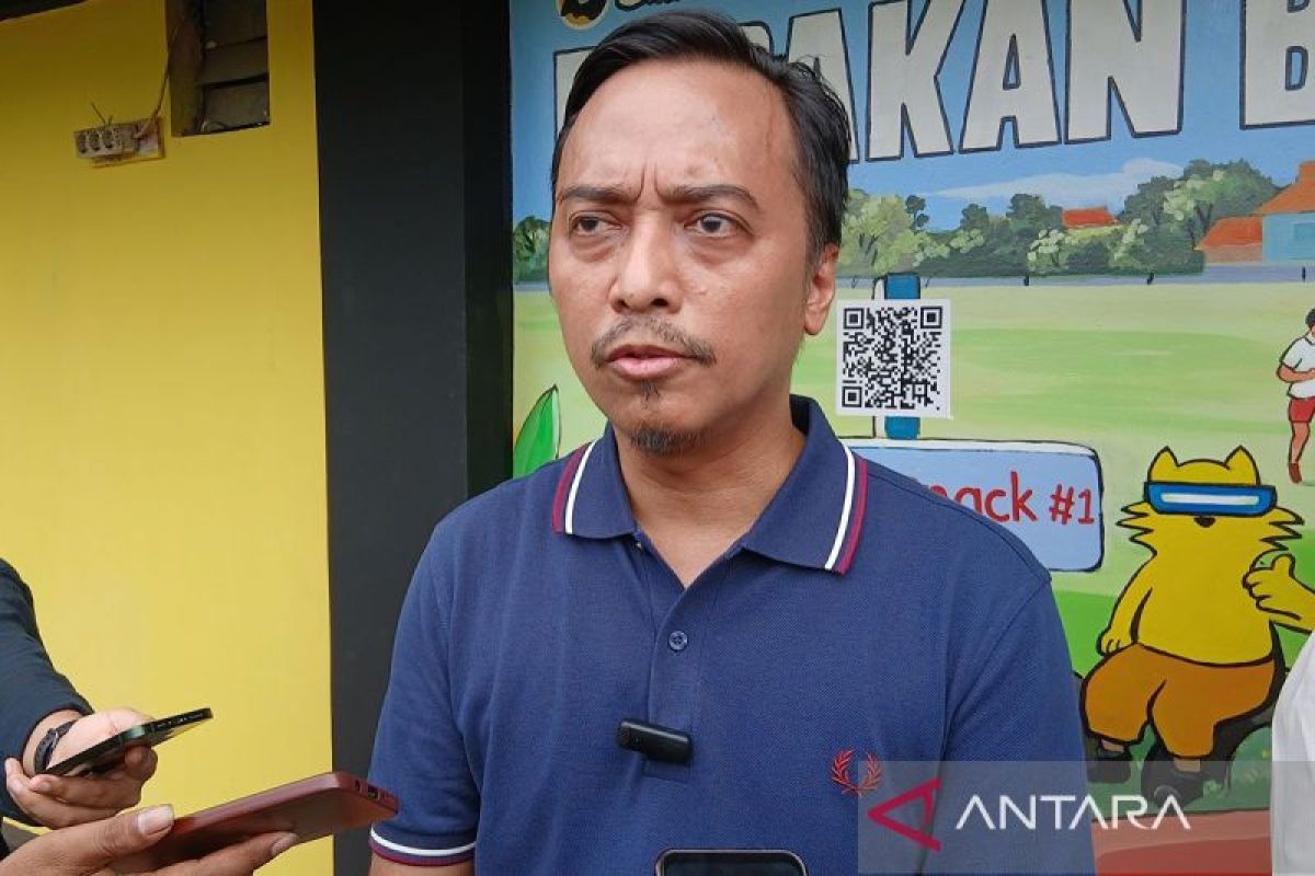 Indonesia steps up Ebola monitoring after WHO alert