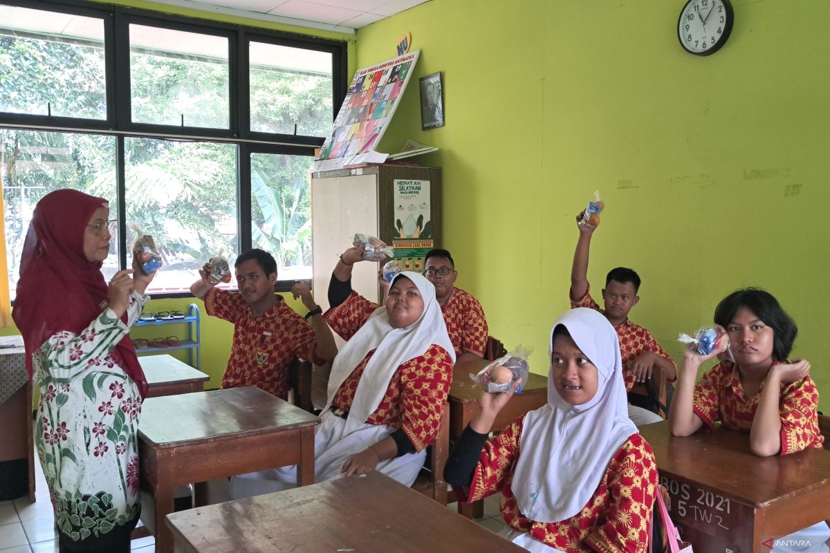 BGN terbitkan panduan operasional perketat pengawasan keamanan MBG
