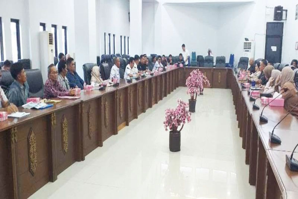 DPRD Barut dorong mediasi sengketa warga Paring Lahung dan perusahaan