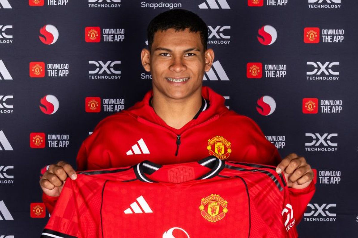 Rekap Perpindahan Pemain Manchester United Musim 2025/2026 Rekap Perpindahan Pemain Manchester United Musim 2025/2026