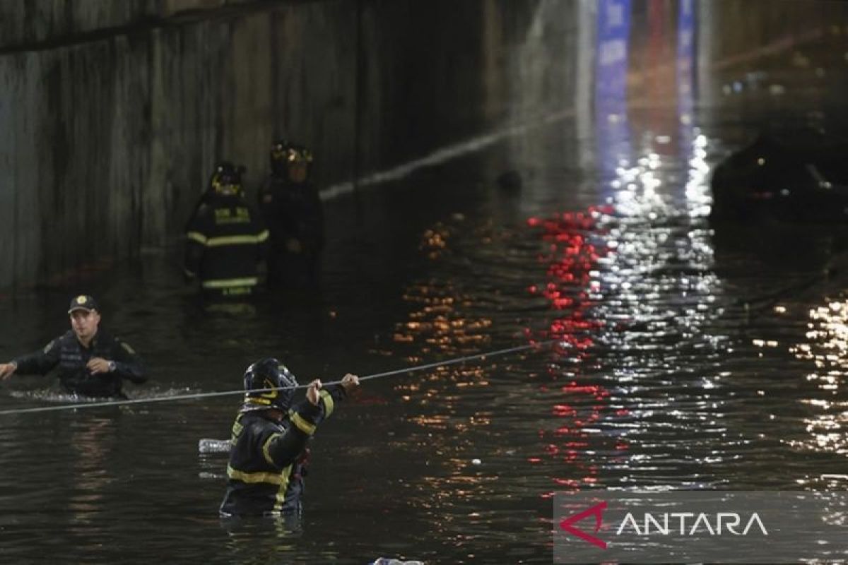 Korban tewas banjir bandang Texas bertambah jadi 119