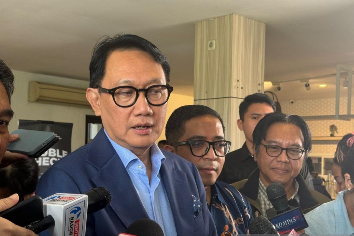 Wamenlu Havas ikuti putusan MK terkait rangkap jabatan