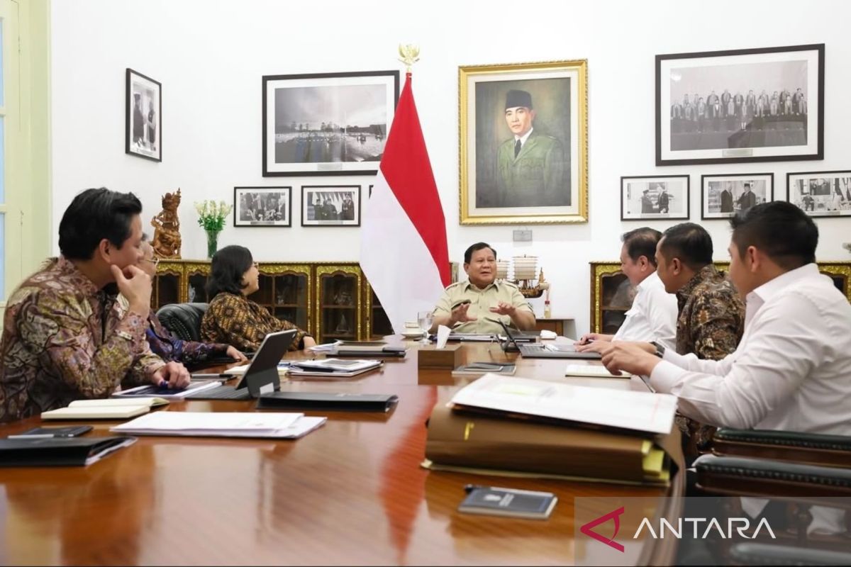 Presiden Prabowo beri arahan reformasi fiskal dan jaga defisit