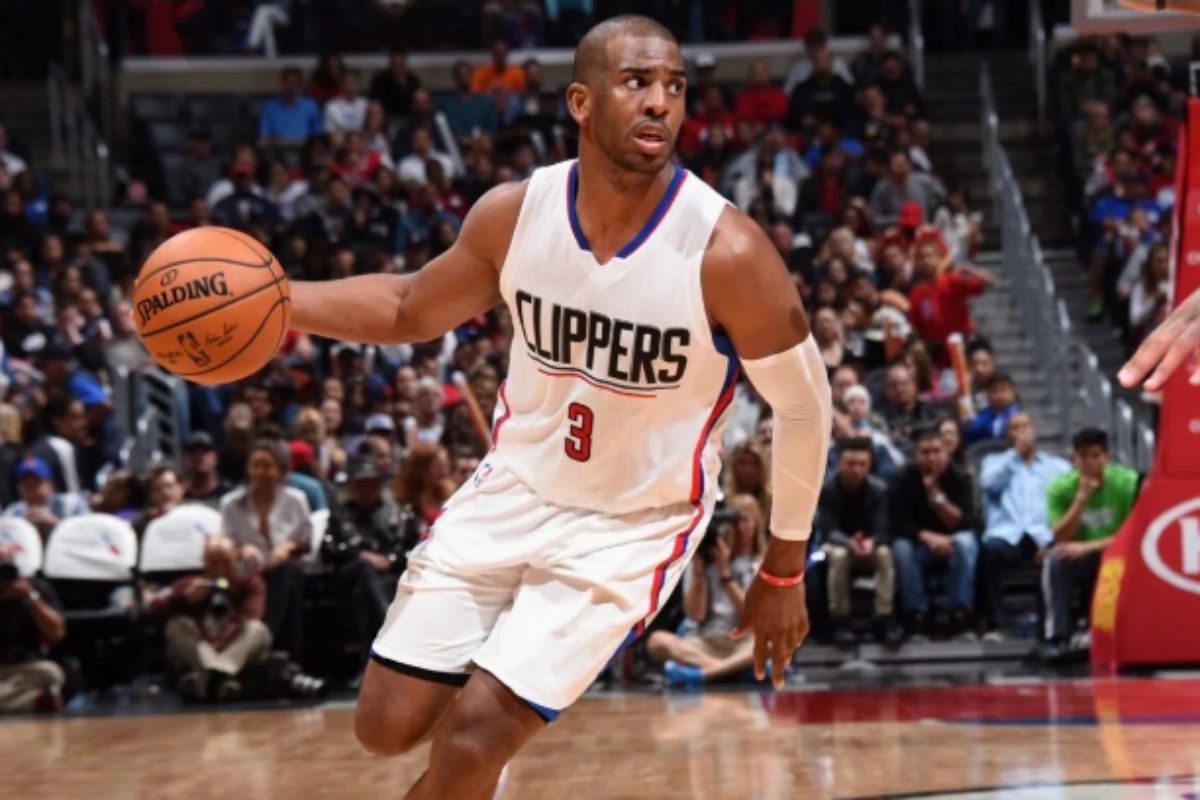 Chris Paul pensiun usai 21 musim di NBA
