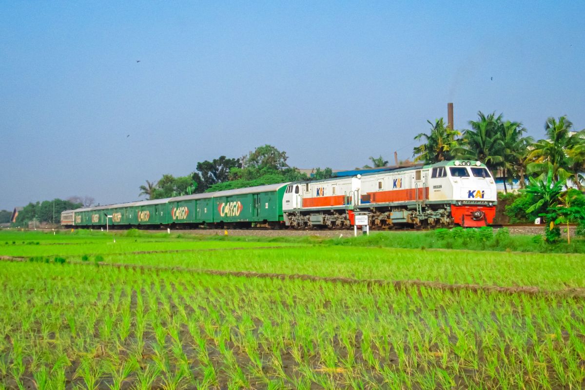 KAI catat angkutan ritel naik 15 persen pada Januari-Juli 2025