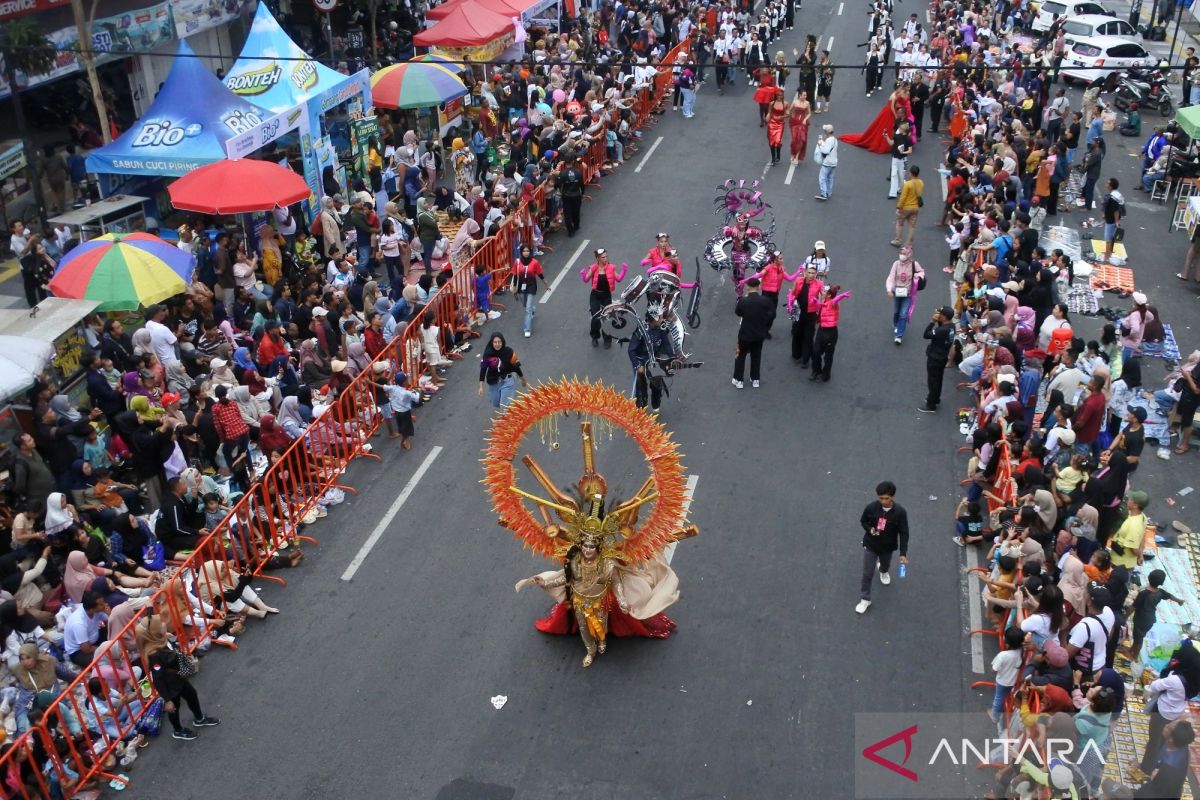 8 Konsep Tema Karnaval Kemerdekaan untuk Merayakan HUT ke-80 RI 8 Konsep Tema Karnaval Kemerdekaan untuk Merayakan HUT ke-80 RI