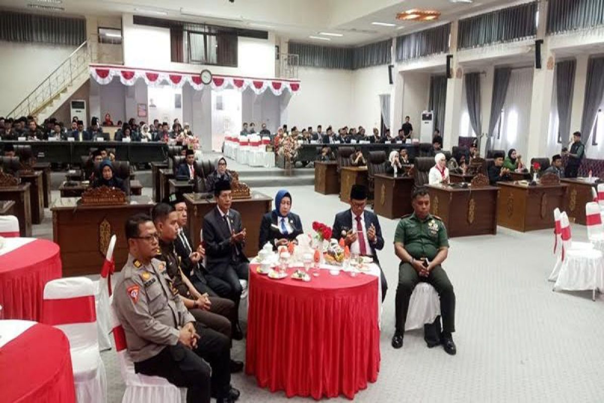 DPRD Barito Utara rapat paripurna dengarkan Pidato Kenegaraan Presiden RI