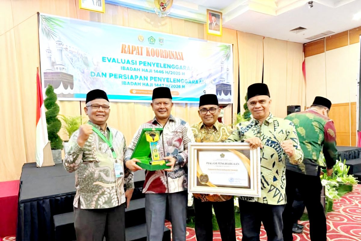 Prestasi Gemilang! Pemkab Pasaman Raih Penghargaan Layanan Haji Terbaik se-Sumbar 2025