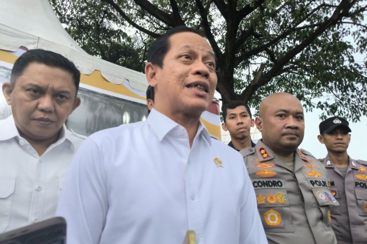 Pemerintah hentikan sementara impor scrap  besi dan baja