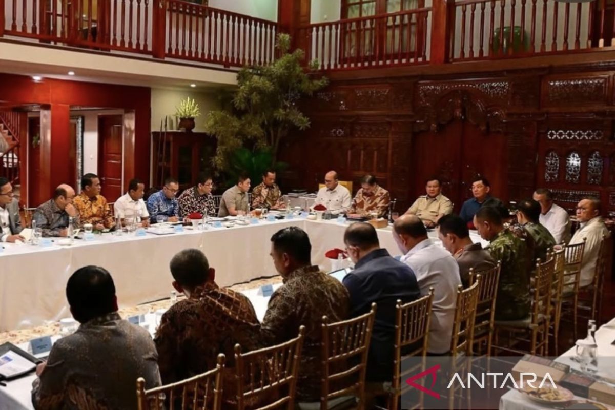 Prabowo perintahkan semua dapur MBG wajib dilengkapi alat sterilisasi