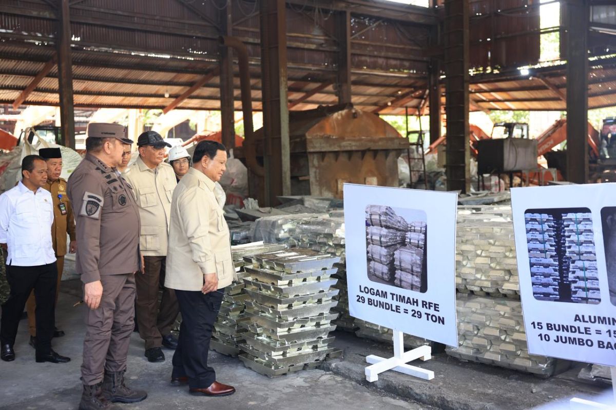 Prabowo ungkap temuan tanah jarang bernilai ratusan triliun di Babel