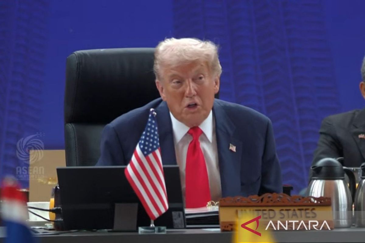 Trump ucapkan selamat ke PM baru Jepang dalam pertemuan di Tokyo