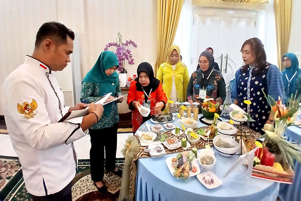 Pemkab Barut tingkatkan kreativitas ciptakan menu sehat dengan lomba B2SA